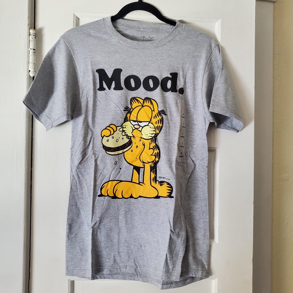 Gray Garfield Graphic Tee